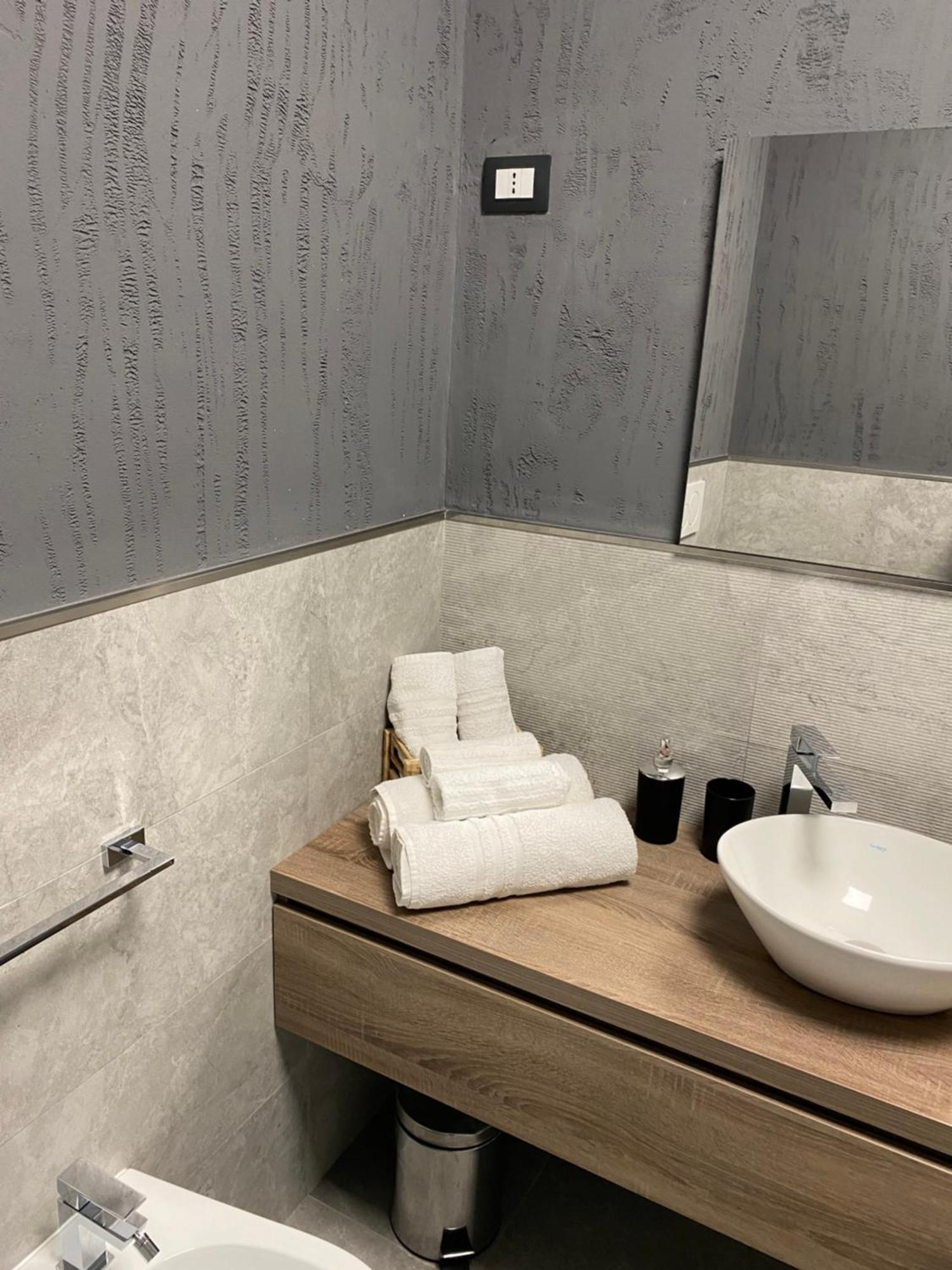 Apartment Cavour 68 Cagliari Kültér fotó